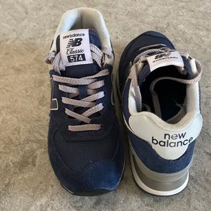 New Balance classic 574 womens size 7.5 navy